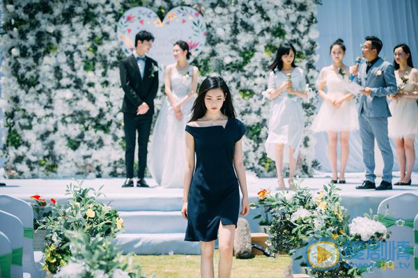 等等啊我的青春陶雅婷喜歡誰？她最後和誰在一起了？