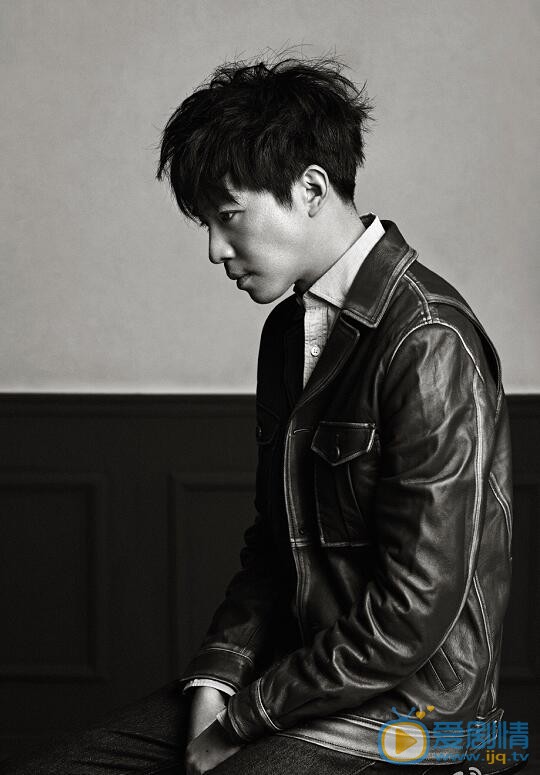 那年花開月正圓杜明禮是誰演的?杜明禮扮演者俞灝明個人資料及寫真生活照欣賞