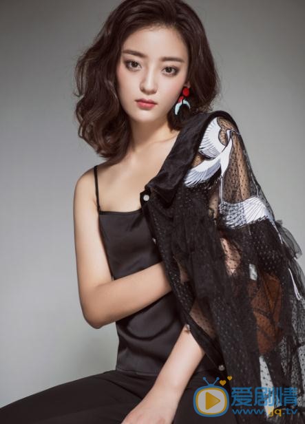 路從今夜白周懷安是誰扮演的？路從今夜白周懷安扮演者羅予彤個人資料、寫真及生活照欣賞