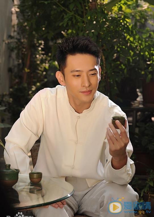 特勤精英曹猛扮演者吳弘照片