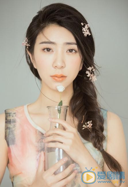 貝梟雄個人資料簡介 貝梟雄寫真