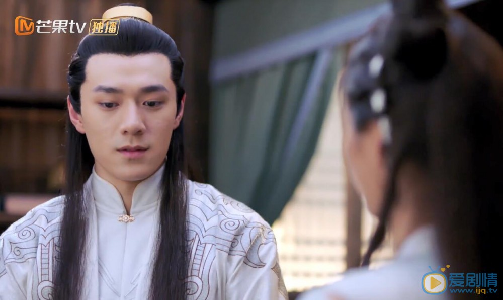 一夜新娘花溶喜歡秦尚城還是金逸文？