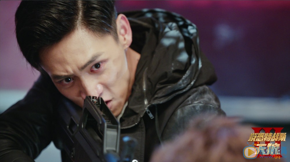 反恐特戰隊之天狼唐石為何會對秦曉陽開槍？