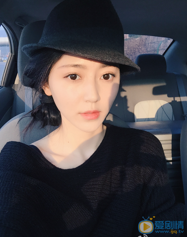 三生三世十里桃花素錦是誰演的？素錦扮演者黃夢瑩個人資料簡介