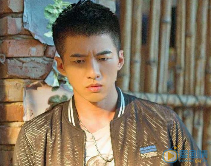 真愛的謊言之破冰者董少陽是誰？董少陽和靳遠是什麼關係？