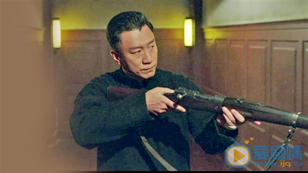 新世界主要講述了什麼劇情？主演陣容有誰？