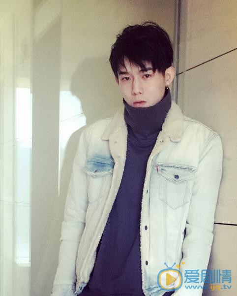 鳳囚凰何戢是誰演的？鳳囚凰何戢扮演者朱戩個人資料、寫真及生活照欣賞