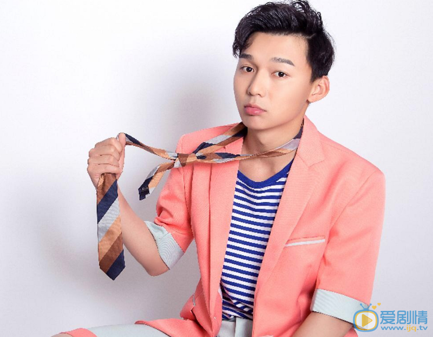 張城碩個人資料簡介 張城碩演藝經歷 張城碩帥氣寫真圖片