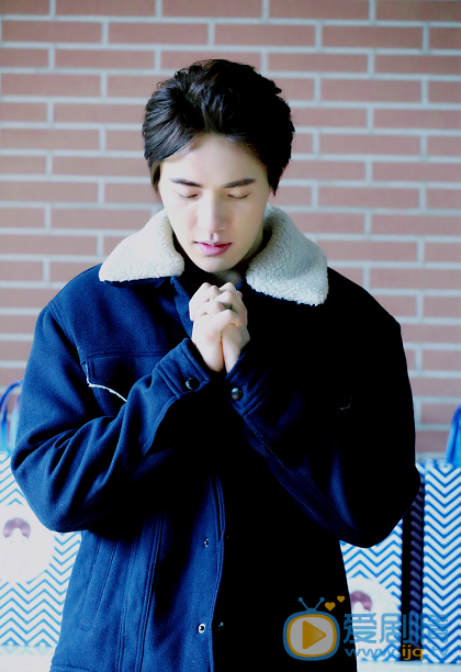 浪花一朵朵祁睿峰是誰演的？祁睿峰扮演者黃聖池個人資料及生活照欣賞