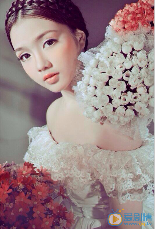 人間至味是清歡董嘉欣是誰演的?董嘉欣扮演者賴婧個人資料及生活寫真照欣賞