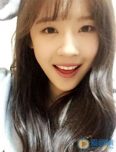 我才不會被女孩子欺負呢任小芹是誰演的？任小芹扮演者盧洋洋個人資料、寫真及生活照欣賞