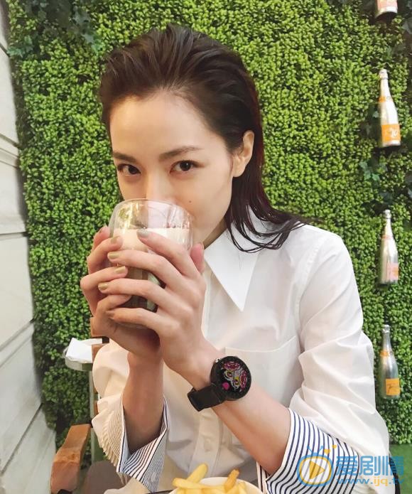 國士無雙黃飛鴻岑慧慧扮演者鍾楚曦個人資料、寫真生活照