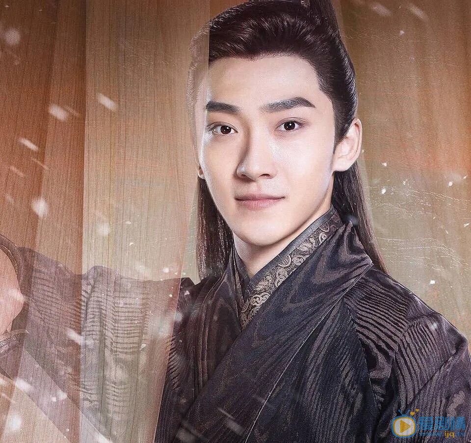 錦衣之下楊岳是由誰飾演的？他和誰有感情線？