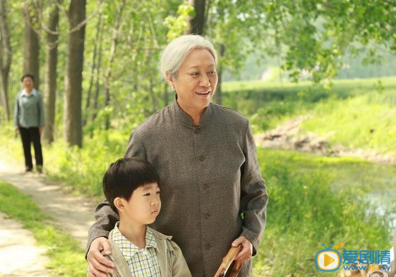 俺娘田小草劇照