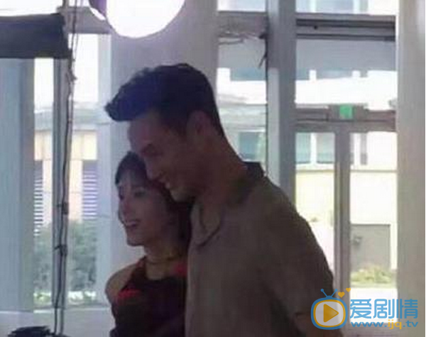 歡樂頌2最新劇透 王凱王子文街頭熱吻