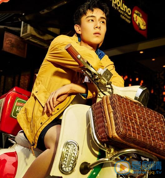 致我們單純的小美好江辰是誰演的？江辰扮演者胡一天個人資料、寫真及生活照欣賞