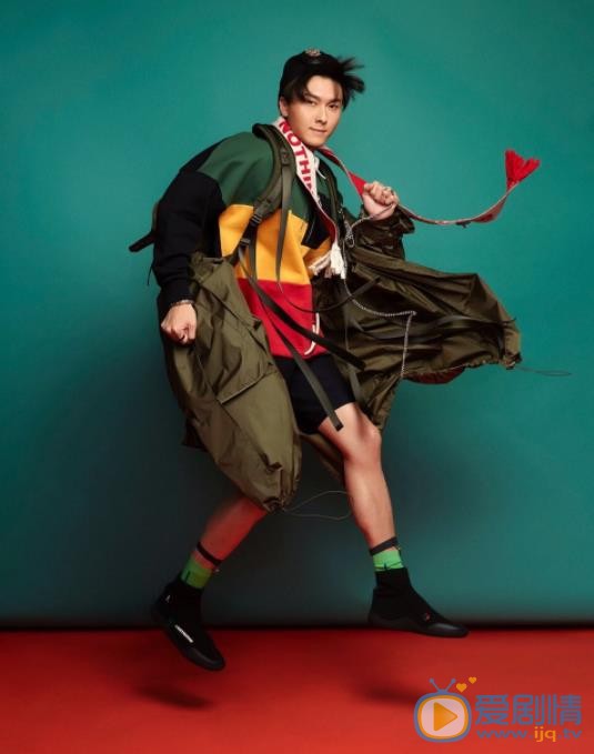 王浩信個人資料簡介 王浩信家庭背景及個人經歷