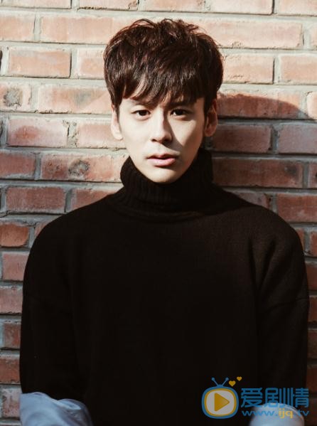 路從今夜白魏子健是誰演的？路從今夜白魏子健扮演者魏哲鳴個人資料、寫真及生活照欣賞