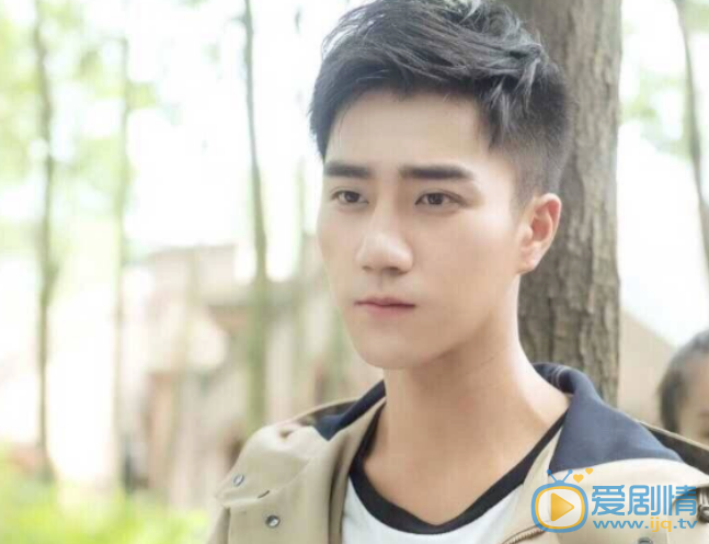 郭威個人資料簡介 郭威演藝經歷 郭威寫真圖片