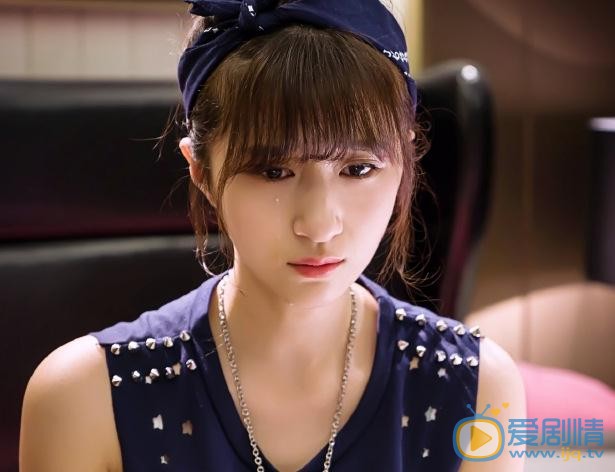 賈博雅個人資料簡介 賈博雅《花千骨2015》劇照