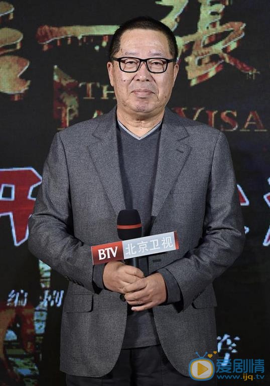 最後一張簽證舉辦開播發布會 主演談人物細節淚灑當場