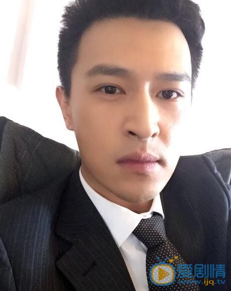 天衣無縫貴翼是誰扮演的？貴翼扮演者胡海峰個人資料、寫真及生活照欣賞