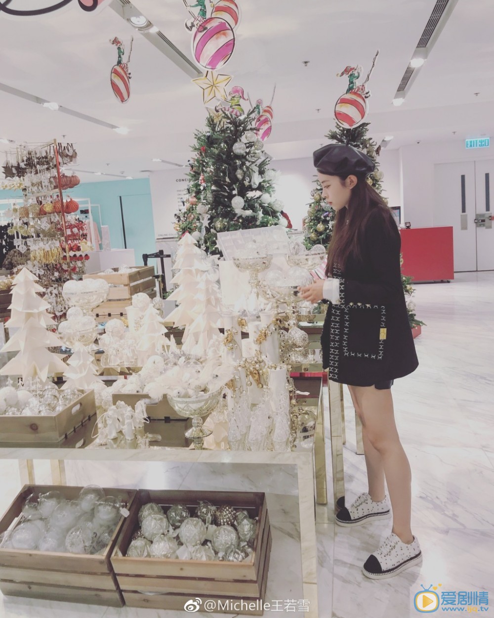 無法擁抱的你李藍汐是誰演的？李藍汐扮演者王若雪個人資料及生活寫真照欣賞