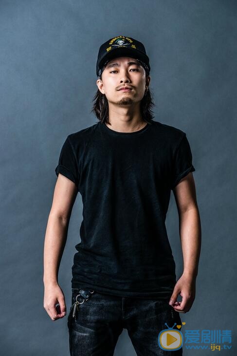 項亞蕻寫真 項亞蕻個人資料介紹