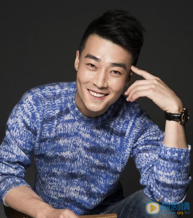 正陽門下小女人範金友是誰扮演的？範金友扮演著喬大韋個人資料、寫真生活照