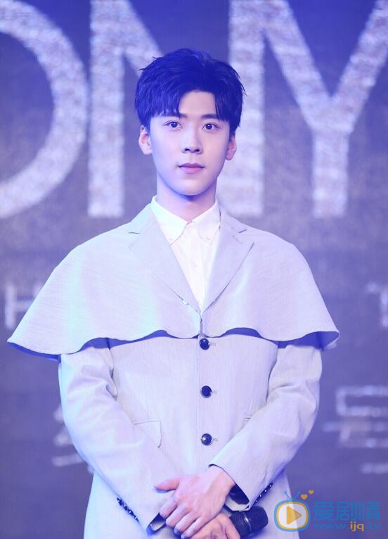 青春最好時李白是誰演的?李白扮演者王博文個人資料及生活寫真照欣賞