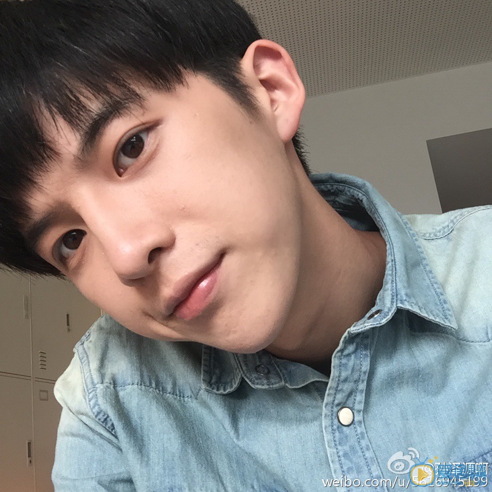 無法擁抱的你尹時煥是誰演的？尹時煥扮演者孫澤源個人資料及生活寫真照欣賞 