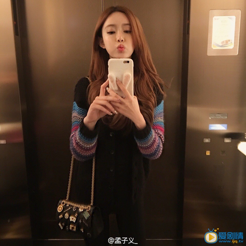 武神趙子龍石硯扮演者孟子義寫真及生活照欣賞