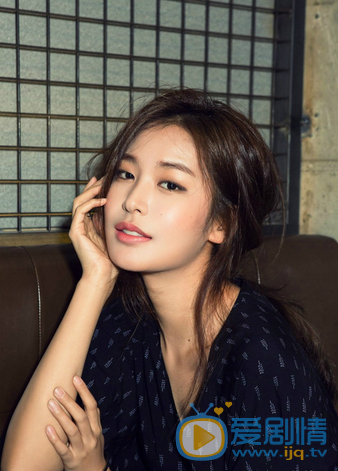 鄭幼珍個人經歷及家庭背景   鄭幼珍寫真   鄭幼珍個人資料簡介