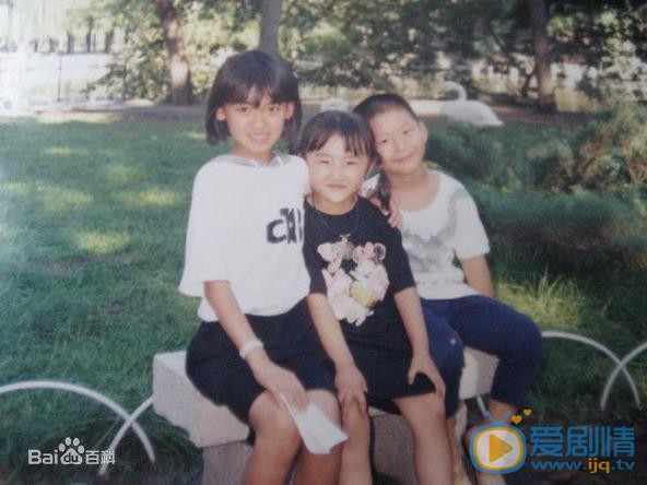 竇驍的家庭背景是什麼？竇驍的父母是乾什麼的？竇驍是富二代嗎？