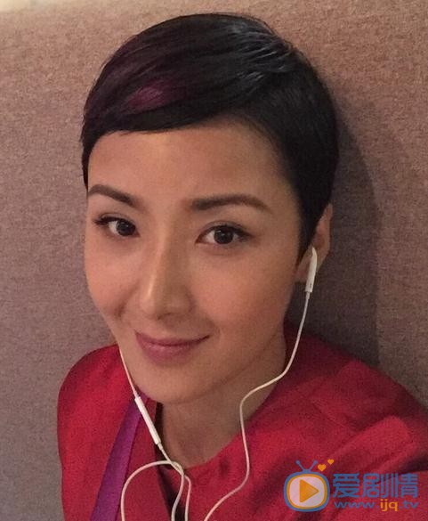 騾子和金子花姑是誰扮演的?花姑扮演者黃曼個人資料、寫真及生活照欣賞