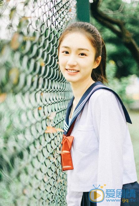 譚鹽鹽個人資料簡介 譚鹽鹽寫真