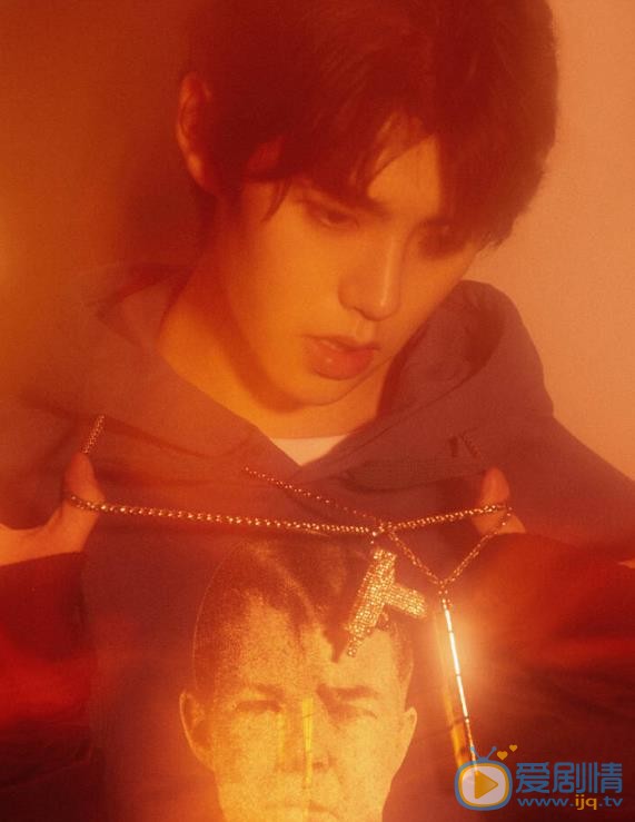 沙海小哥張起靈是誰扮演的？沙海小哥張起靈扮演者肖宇梁個人資料、寫真生活照