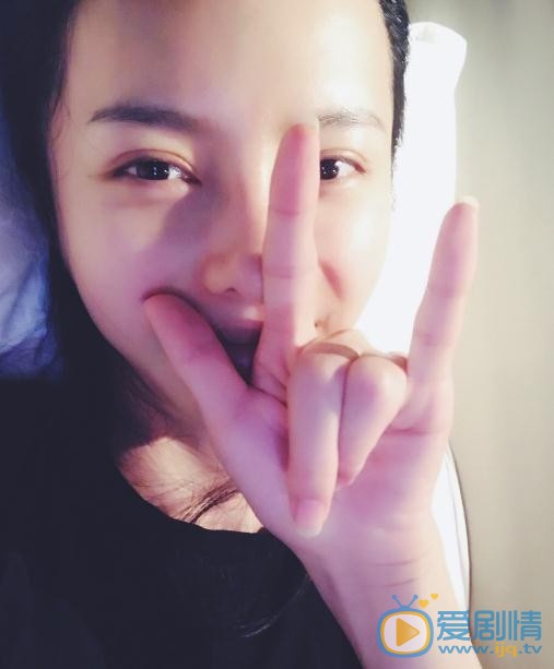 繭鎮奇緣黃夢清是誰演的?黃夢清扮演者張芷溪個人資料、寫真及生活照欣賞