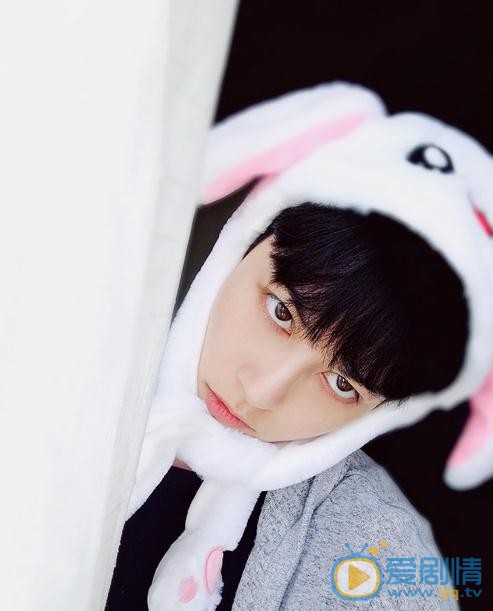 小女花不棄莫若菲是誰扮演的？莫若菲扮演者刑恩個人資料、寫真及生活照欣賞