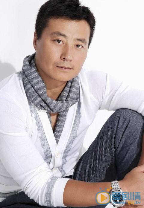 那些年我們正年輕高占武是誰扮演的？高占武扮演者任程偉個人資料、寫真及生活照欣賞