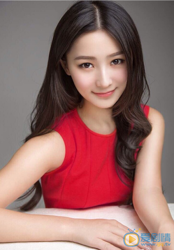 龍珠傳奇之無間道康熙皇后是誰演的？康熙皇后扮演者張維娜個人資料及寫真生活照欣賞