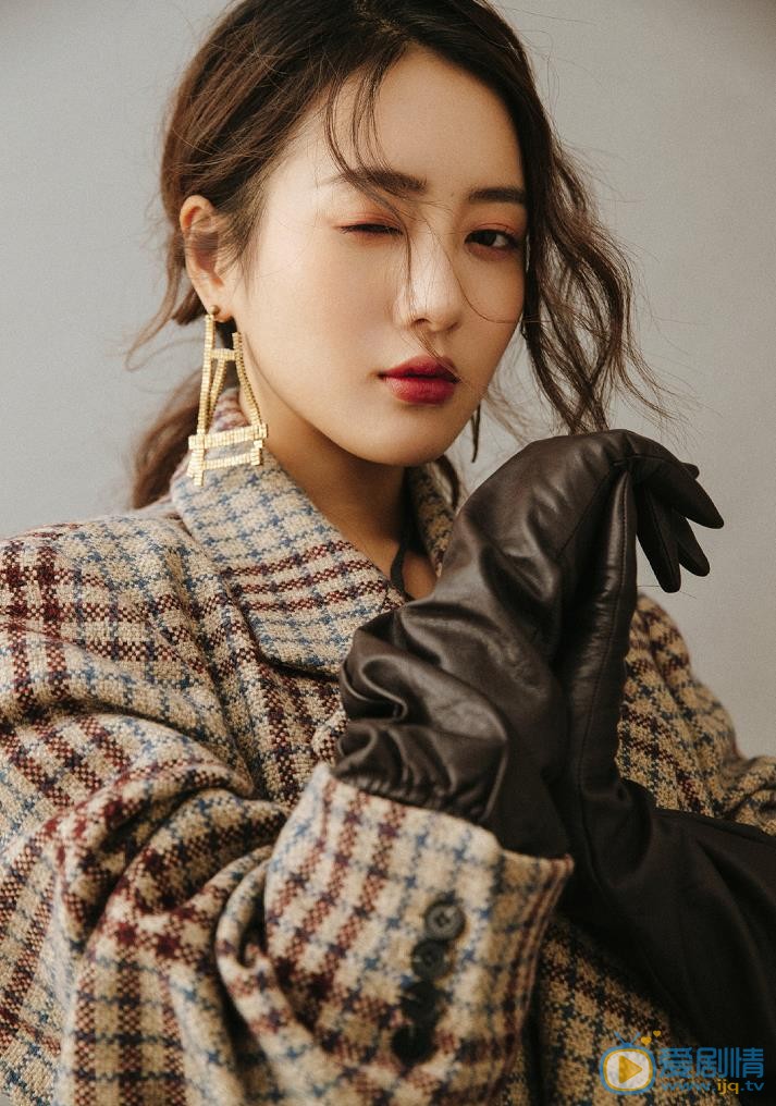 知否知否應是綠肥紅瘦小桃是誰飾演的？小桃扮演者王梓薇個人資料、寫真及生活照欣賞