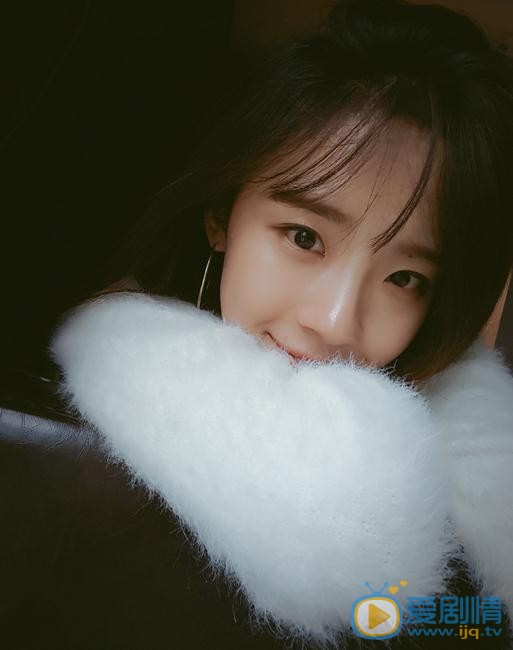 我才不會被女孩子欺負呢任小芹是誰演的？任小芹扮演者盧洋洋個人資料、寫真及生活照欣賞