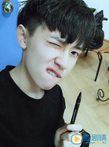 鳳囚凰劉子業是誰演的？鳳囚凰劉子業扮演者張逸傑個人資料、寫真及生活照欣賞