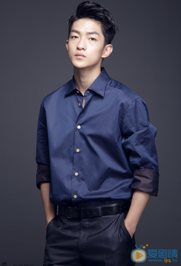 獨步天下多爾袞是誰演的?多爾袞扮演者屈楚蕭個人資料及生活寫真照欣賞