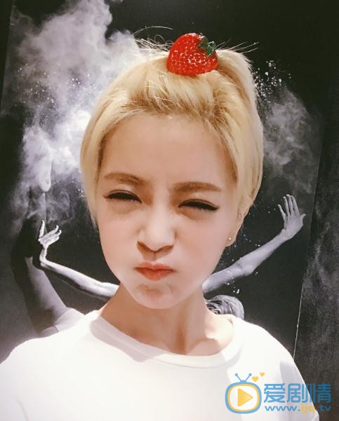 生逢燦爛的日子小薇是誰演的？小薇扮演者种丹妮個人資料、寫真及生活照欣賞