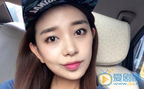 我不能戀愛的女朋友賀明珠是由誰飾演的？她最後和誰在一起？