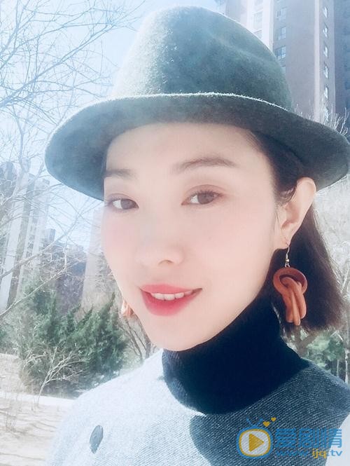 愛情的邊疆華敏是誰演的？華敏扮演者王佳佳個人資料、寫真及生活照欣賞