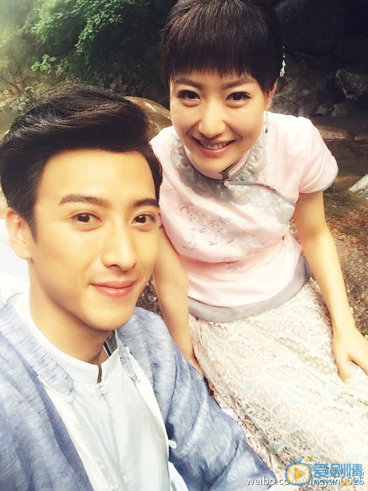 老九門齊鐵嘴扮演者應昊茗生活照欣賞