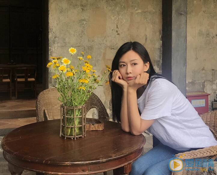  盲約郝悠悠是誰演的？郝悠悠扮演者楊安琪個人資料及生活寫真照欣賞